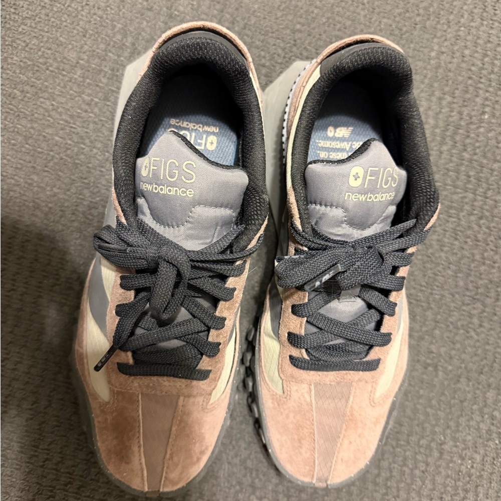 Figs/New Balance XC72 Smokey Taupe Shoe